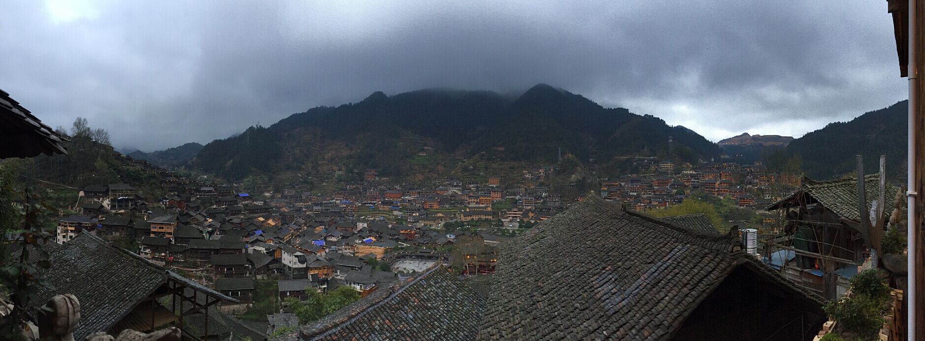 随拍:贵州黔东南特色小镇,雷山县千户苗寨及大塘短裙苗寨